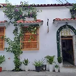 Hostal Casa Lara
