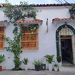 Hostal Casa Lara