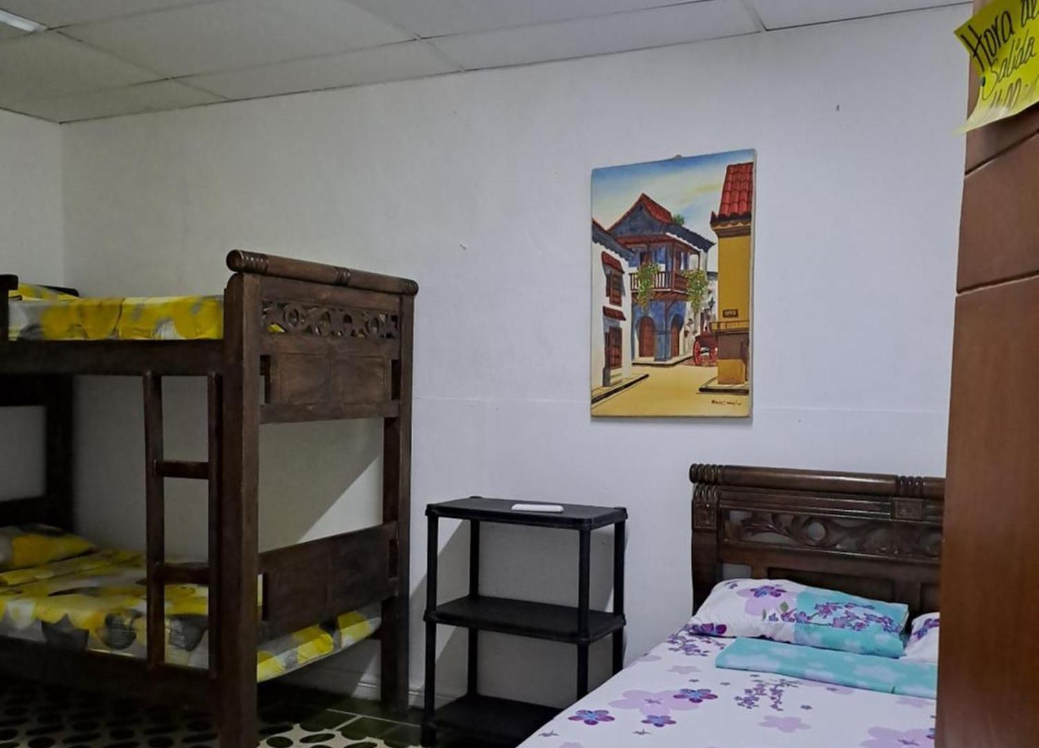 Casa Lara Pensión *