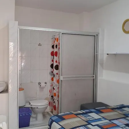 Pensión Casa Lara *
