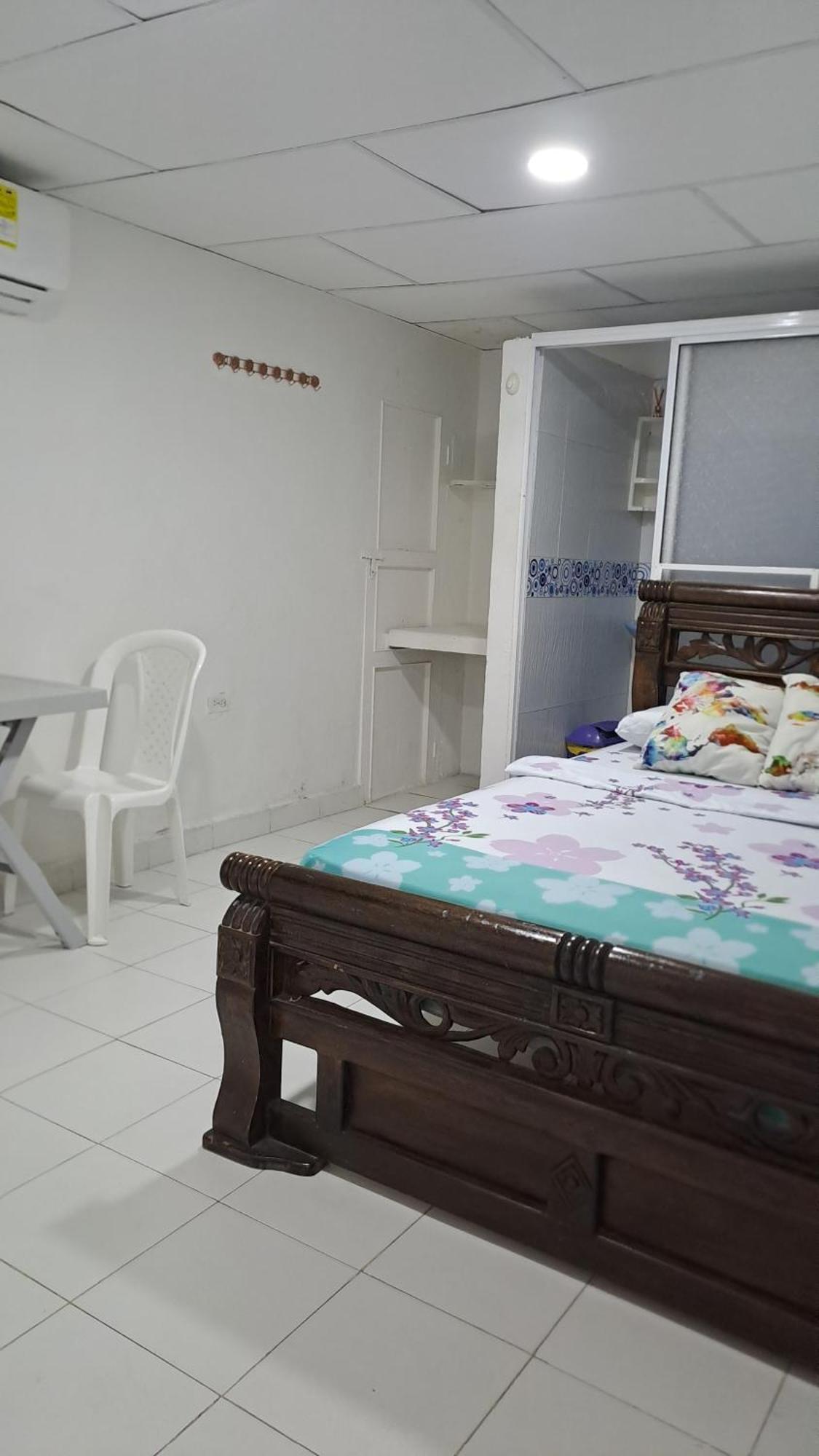 Casa Lara Pensión *